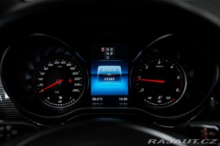 Mercedes-Benz V  2022