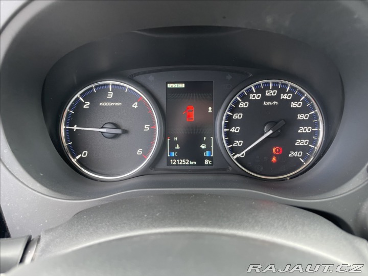 Mitsubishi Outlander 2,3 DI-D 110kW 4WD Tažné 2015