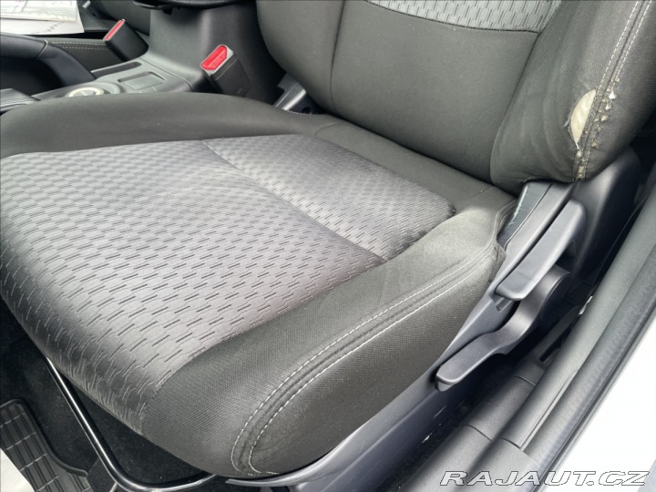 Mitsubishi Outlander 2,3 DI-D 110kW 4WD Tažné 2015