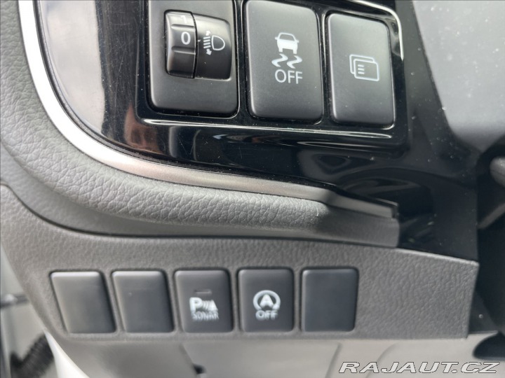 Mitsubishi Outlander 2,3 DI-D 110kW 4WD Tažné 2015