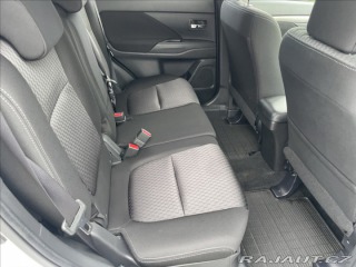 Mitsubishi Outlander 2,3 DI-D 110kW 4WD Tažné 2015