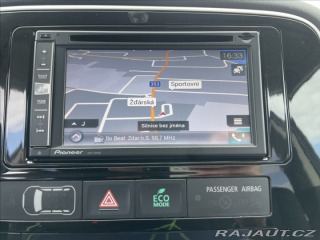 Mitsubishi Outlander 2,3 DI-D 110kW 4WD Tažné 2015