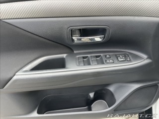 Mitsubishi Outlander 2,3 DI-D 110kW 4WD Tažné 2015