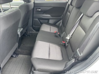 Mitsubishi Outlander 2,3 DI-D 110kW 4WD Tažné 2015