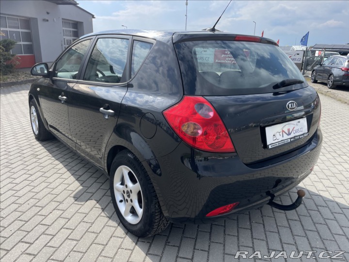 Kia Ceed 1,4 CVVT 80kW Tažné, po S 2007
