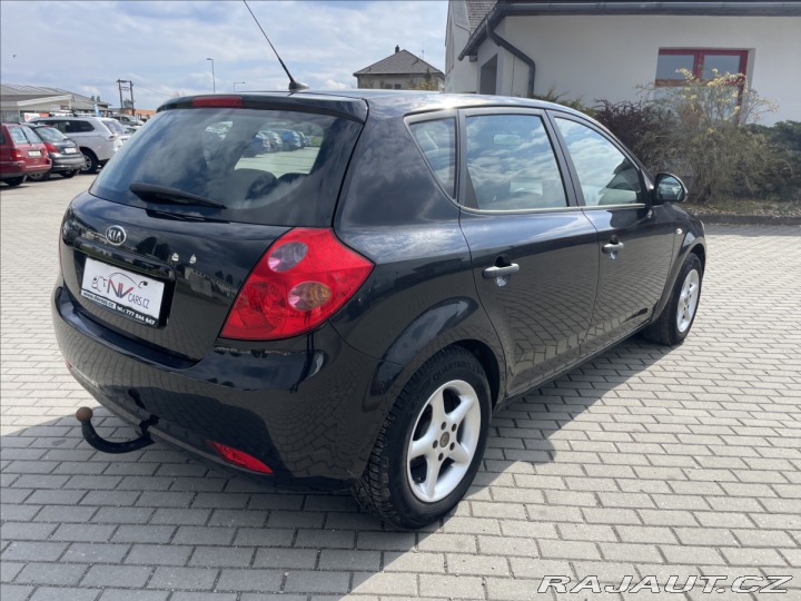 Kia Ceed 1,4 CVVT 80kW Tažné, po S 2007