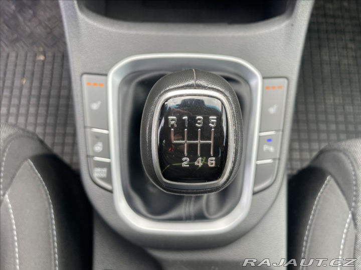 Hyundai i30 1,5 T-GDI MHEV FAMILY Taž 2021