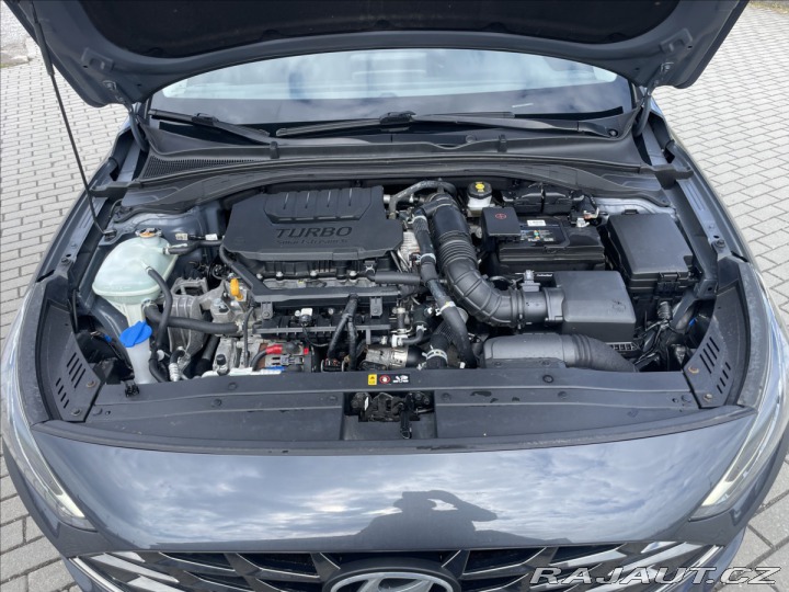 Hyundai i30 1,5 T-GDI MHEV FAMILY Taž 2021