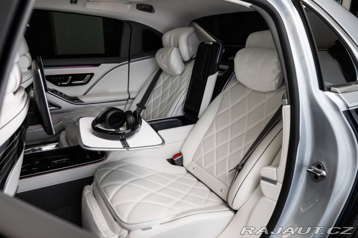 Mercedes-Benz S Maybach V12 4MATIC 2023