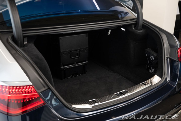 Mercedes-Benz S Maybach V12 4MATIC 2023