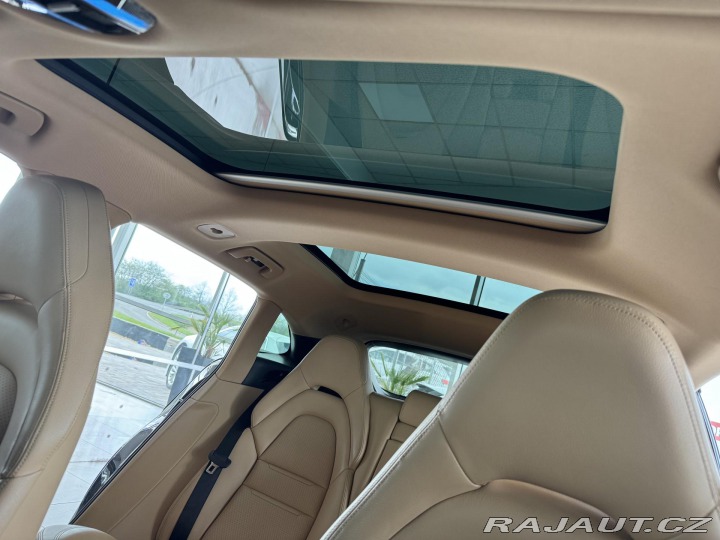 Porsche Panamera 4 E-Hybrid*Dověry*Panoram 2018
