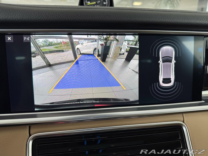 Porsche Panamera 4 E-Hybrid*Dověry*REZERVA 2018