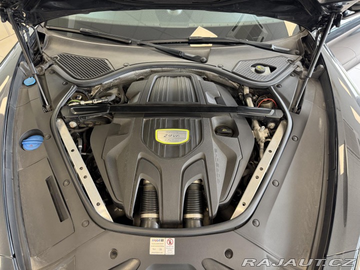 Porsche Panamera 4 E-Hybrid*Dověry*REZERVA 2018