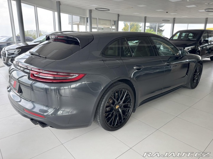 Porsche Panamera 4 E-Hybrid*Dověry*REZERVA 2018
