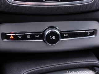 Volvo XC90 2,0 D5 173 kW AWD Momentu 2019