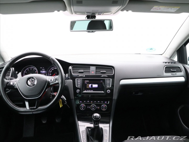Volkswagen Golf 1,4 TSI 92kW Cup 1.Maj Na 2014