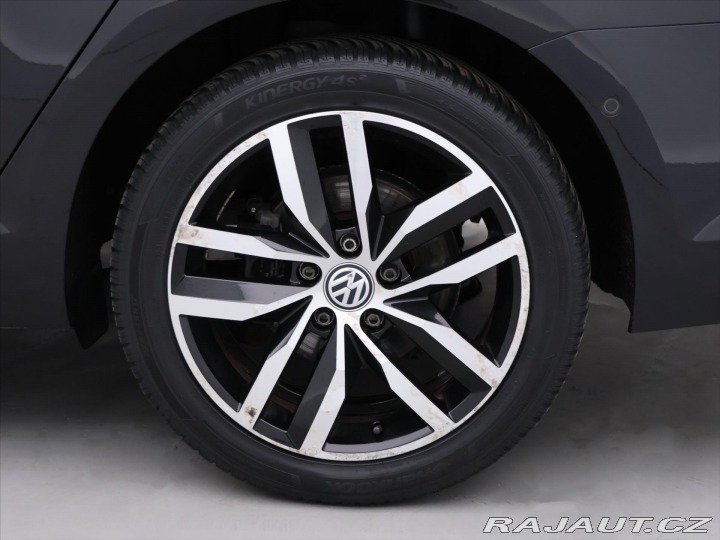 Volkswagen Golf 1,4 TSI 92kW Cup 1.Maj Na 2014