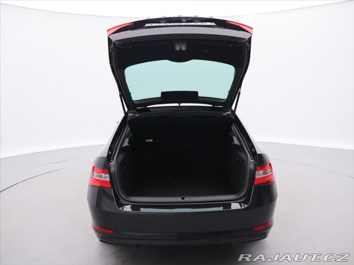 Škoda Superb 2,0 TDI 147kW 4x4 DSG DPH 2022
