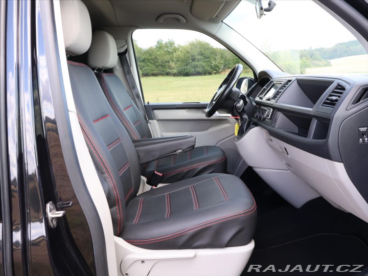 Volkswagen Caravelle 2,0 TDI 150kW DSG 8Míst C 2016