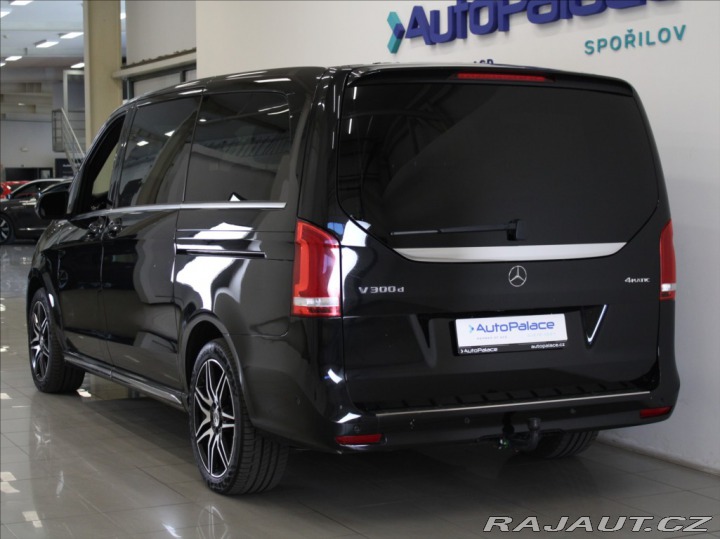 Mercedes-Benz V 2,0 300d 4M AMG Ventilace 2023