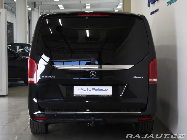 Mercedes-Benz V 2,0 300d 4M AMG Ventilace 2023