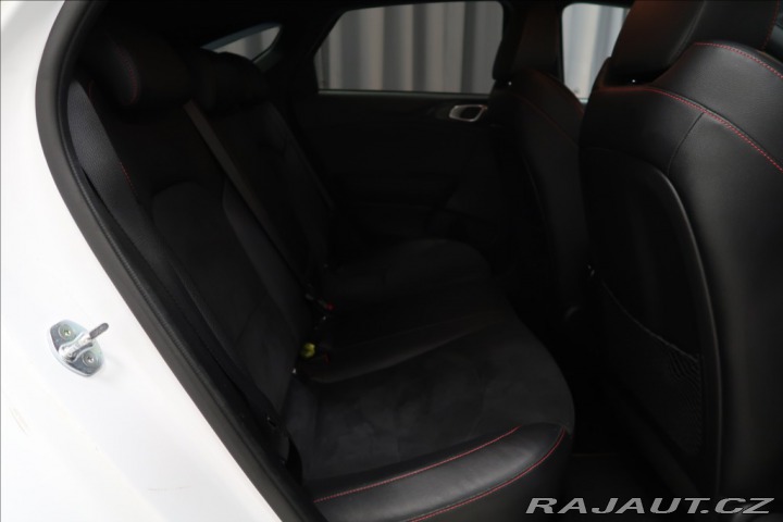 Kia ProCeed 1,6 T_GDI NAVI KAMERA 1. 2022