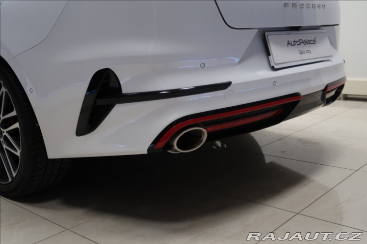 Kia ProCeed 1,6 T_GDI NAVI KAMERA 1. 2022