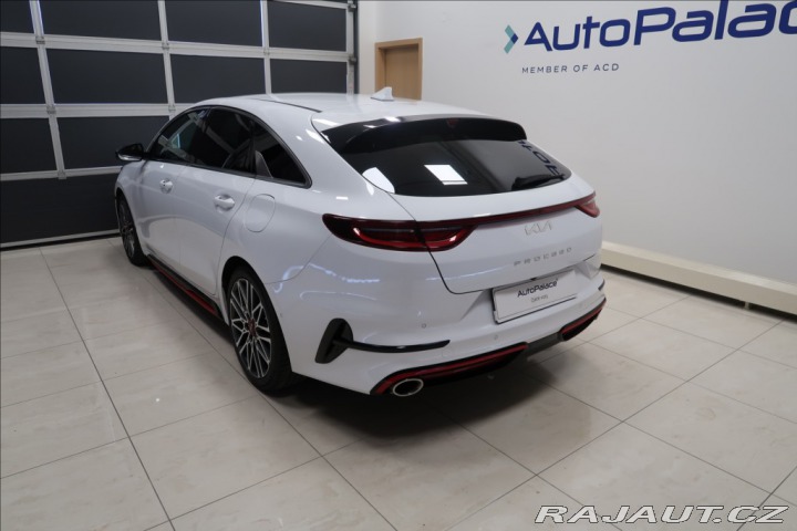 Kia ProCeed 1,6 T_GDI NAVI KAMERA 1. 2022