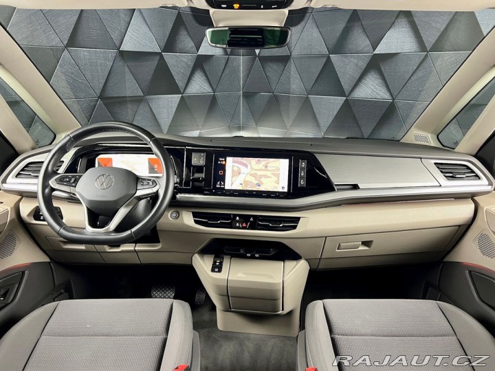 Volkswagen Multivan 2.0TDI DSG LIFE, PANO, IQ 2023