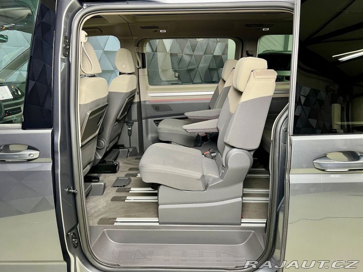 Volkswagen Multivan 2.0TDI DSG LIFE, PANO, IQ 2023