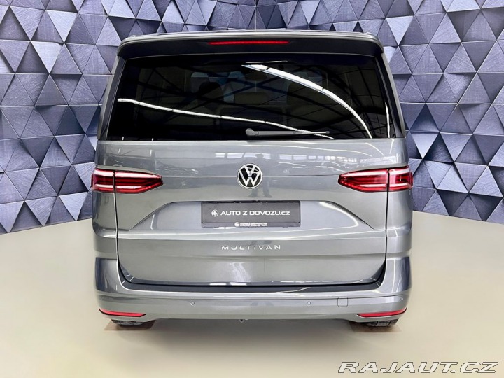Volkswagen Multivan 2.0TDI DSG LIFE, PANO, IQ 2023