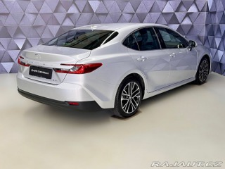 Toyota Camry 2.5 HYBRID e-CVT PRESTIGE 2025