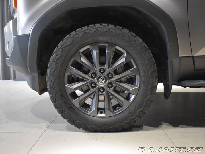 Toyota Land Cruiser 2,8 Executive Panorama,BL 2024