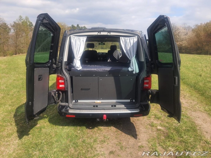 Volkswagen Caravelle long, obytné 2010