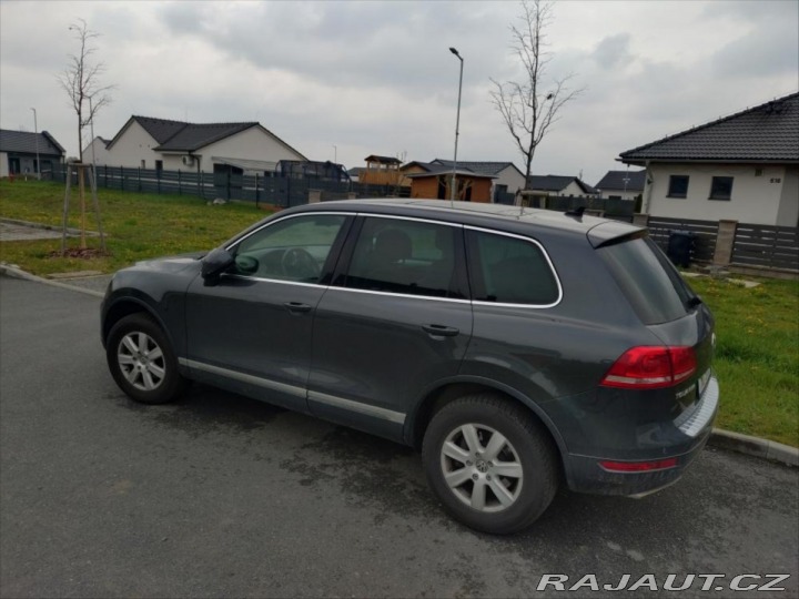 Volkswagen Touareg 2,5 2014