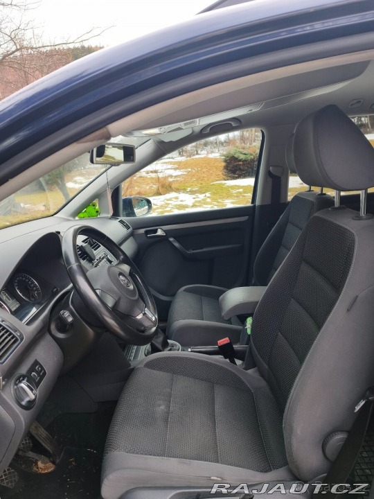 Volkswagen Touran 2,0 2011
