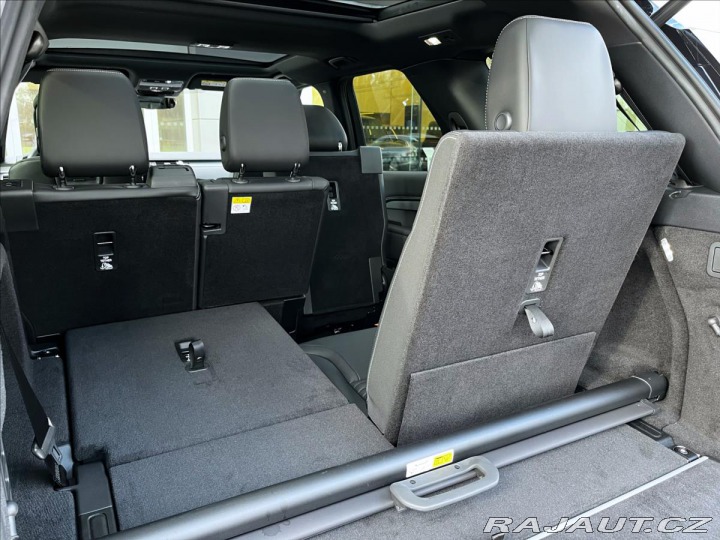 Land Rover Discovery 3,0 Dynamic HSE D350 AWD 2026