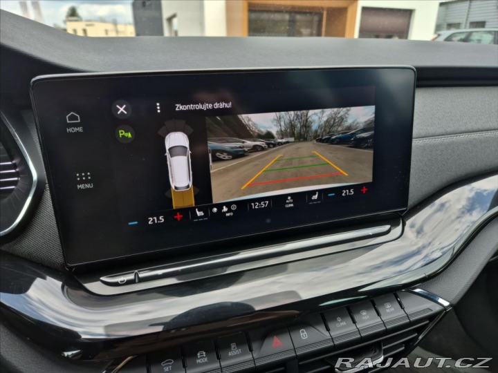 Škoda Octavia 2,0 TDi SportLine DSG 2022