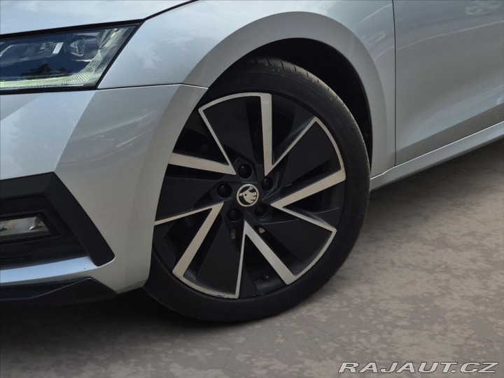 Škoda Octavia 2,0 TDi SportLine DSG 2022