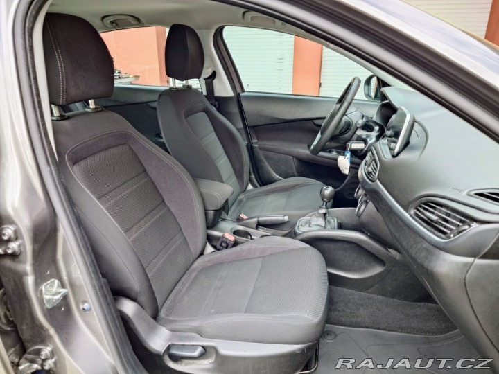 Fiat Tipo 1.4 Lounge 88 kW 2017