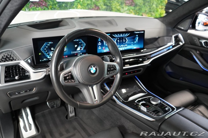 BMW X7 M60i*PANO*HUD*TAŽNÉ*H/K*3 2024