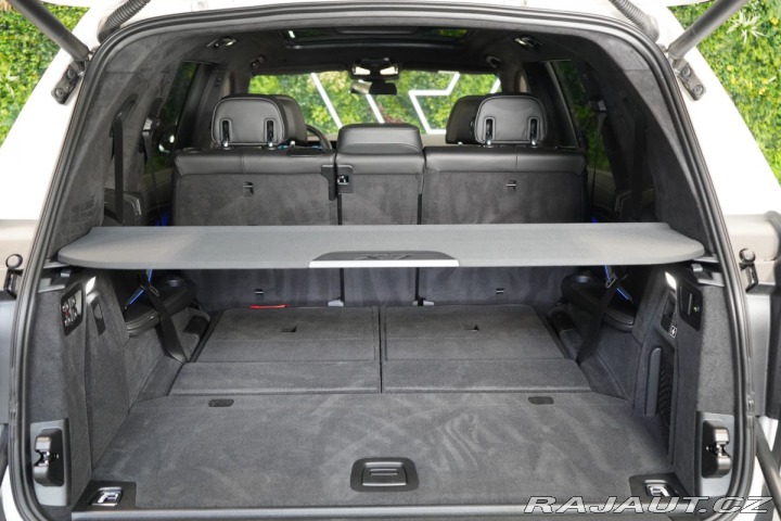 BMW X7 M60i*PANO*HUD*TAŽNÉ*H/K*3 2024