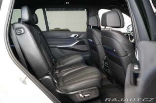 BMW X7 M60i*PANO*HUD*TAŽNÉ*H/K*3 2024