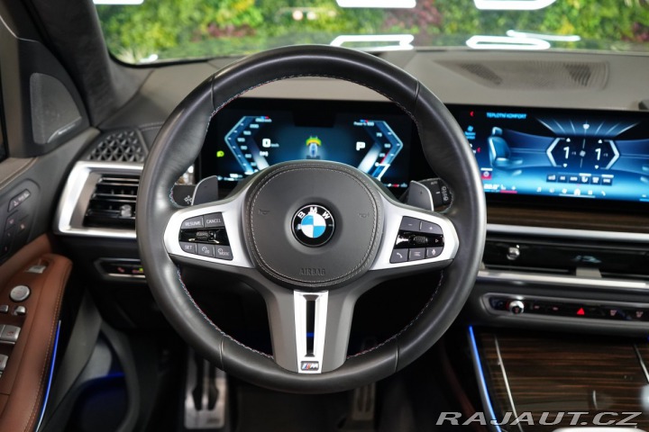 BMW X7 M60i*PANO*HUD*TAŽNÉ*H/K*3 2024