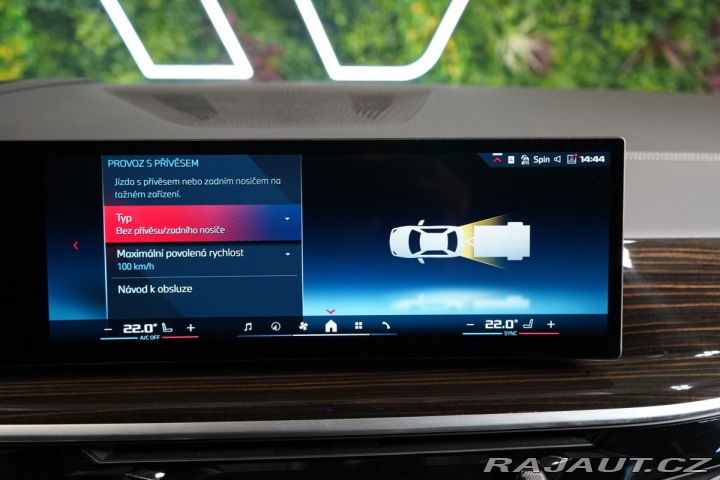 BMW X7 M60i*PANO*HUD*TAŽNÉ*H/K*3 2024