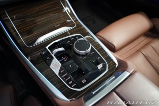 BMW X7 M60i*PANO*HUD*TAŽNÉ*H/K*3 2024