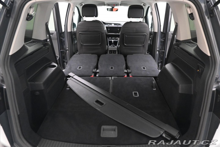 Volkswagen Touran 2,0 TDI 110kW DSG 7míst Z 2020