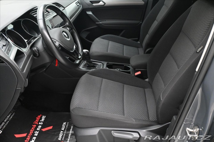 Volkswagen Touran 2,0 TDI 110kW DSG 7míst Z 2020