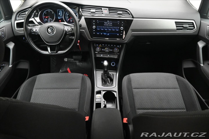 Volkswagen Touran 2,0 TDI 110kW DSG 7míst Z 2020