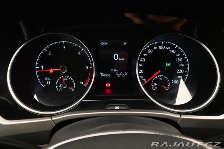 Volkswagen Touran 2,0 TDI 110kW DSG 7míst Z 2020